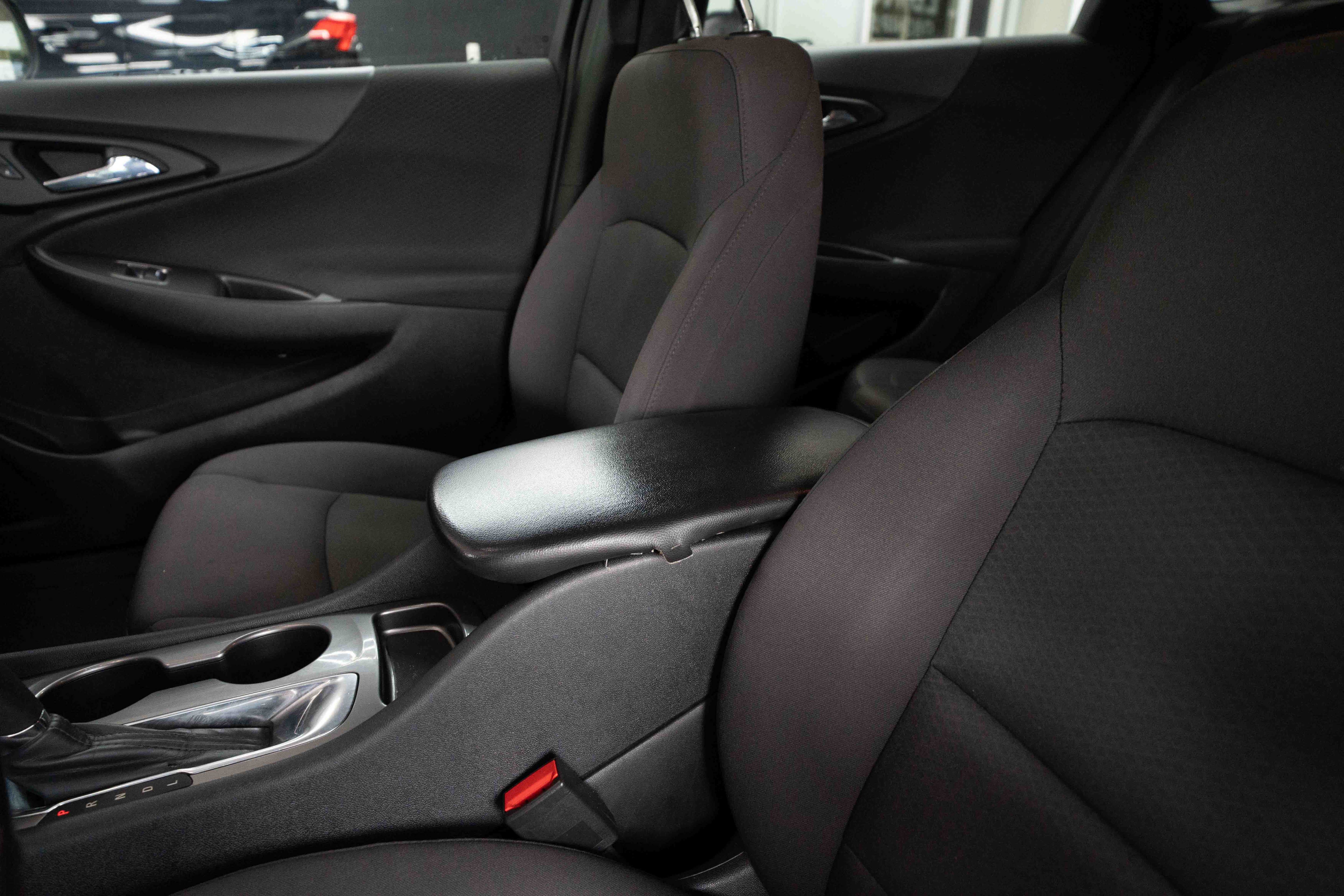 Used 2017 Chevrolet Malibu LS FWD image 10