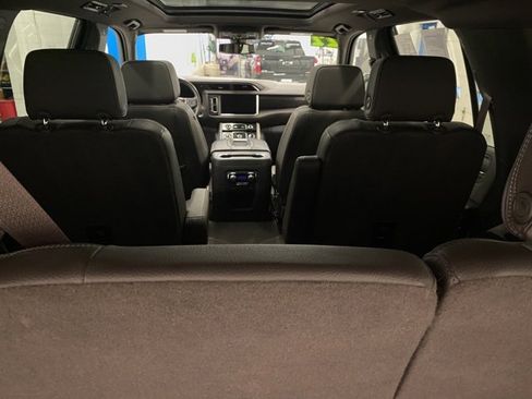 Used 2022 GMC Yukon Denali w/ Max Trailering Package image 26