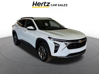 Used 2025 Chevrolet Trax LT