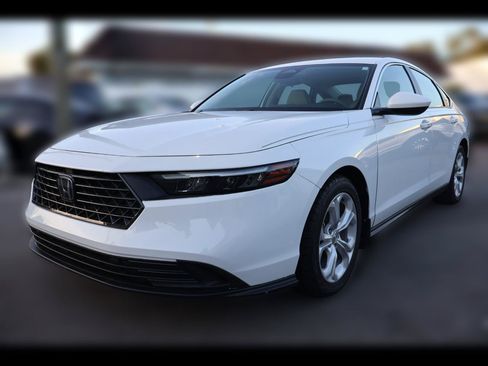 Used 2023 Honda Accord LX image 1