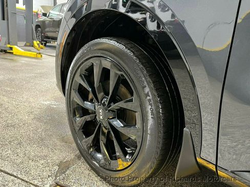 Used 2021 Kia Sorento SX Prestige image 10