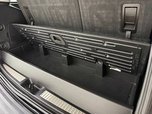 Used 2018 Chevrolet Tahoe LT RWD image 85