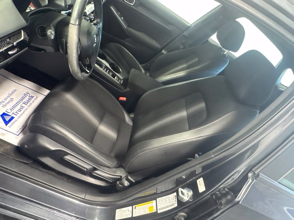 Used 2025 Honda Civic Sport image 16