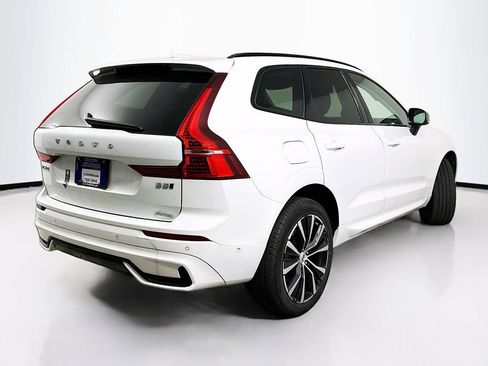 Used 2024 Volvo XC60 B5 Plus w/ Climate Package AWD/4WD image 7