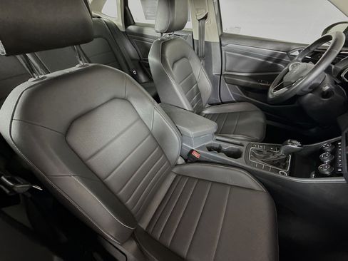 Used 2024 Volkswagen Jetta SE FWD image 34