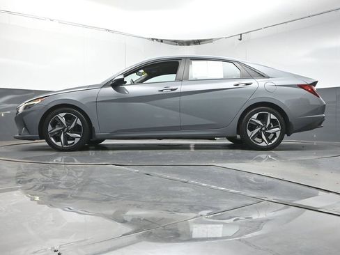 Used 2023 Hyundai Elantra SEL w/ Convenience Package image 33