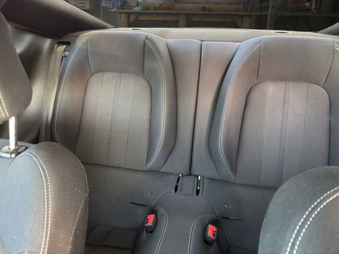 Used 2020 Ford Mustang Coupe image 12