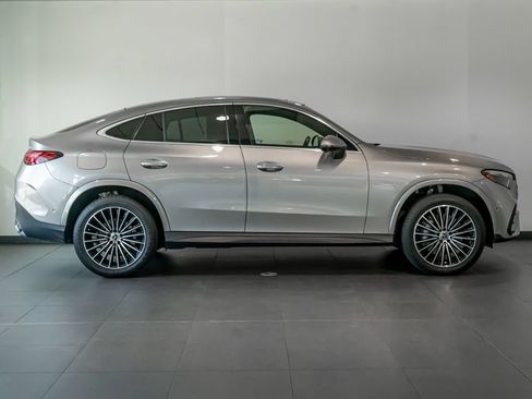 Used 2024 Mercedes-Benz GLC 300 4MATIC image 8