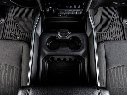 Used 2024 RAM 3500 Lone Star w/ Sport Appearance Package image 27