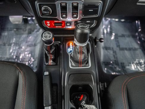 Used 2018 Jeep Wrangler Rubicon image 38