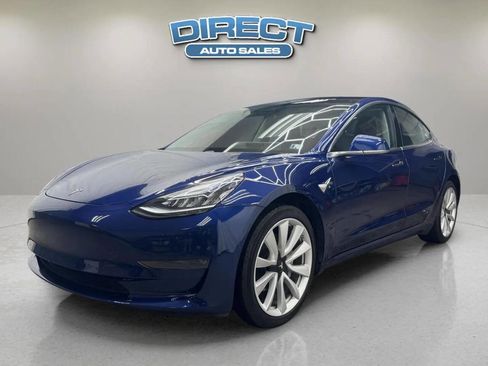 Used 2019 Tesla Model 3 Standard Range Plus image 3