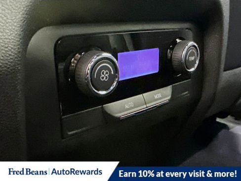 New 2026 Chevrolet Traverse LT w/ Midnight/Sport Edition image 15