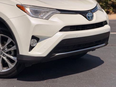 Used 2016 Toyota RAV4 Limited AWD/4WD image 6