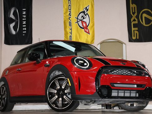 Used 2023 MINI Cooper S FWD image 83
