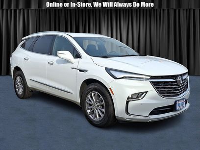 Certified 2024 Buick Enclave Essence