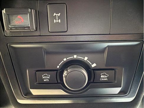 Used 2020 Toyota Tacoma TRD Off-Road image 25