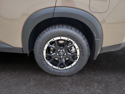 Used 2024 Nissan Pathfinder Rock Creek image 26