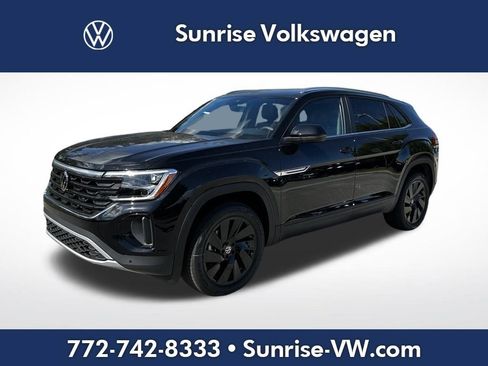 New 2026 Volkswagen Atlas Cross Sport SE image 1