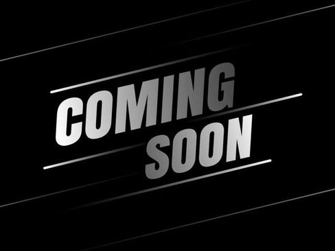 Used 2024 GMC Acadia AT4 w/ Luxury Package AWD/4WD image 11
