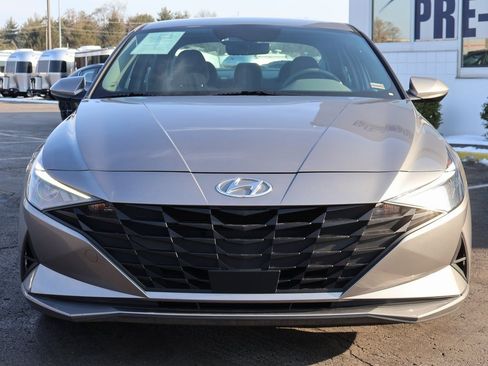 Used 2021 Hyundai Elantra SEL w/ Convenience Package image 8