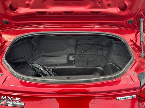Used 2020 MAZDA MX-5 Miata Sport image 17