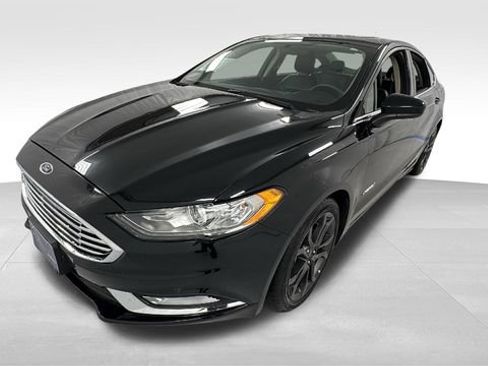 Used 2018 Ford Fusion SE w/ Equipment Group 601A image 7