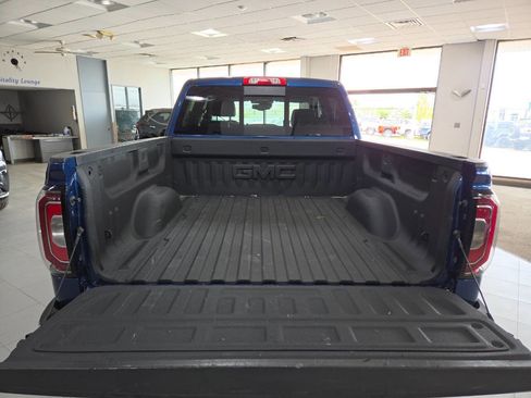 Used 2017 GMC Sierra 1500 SLT AWD/4WD image 7