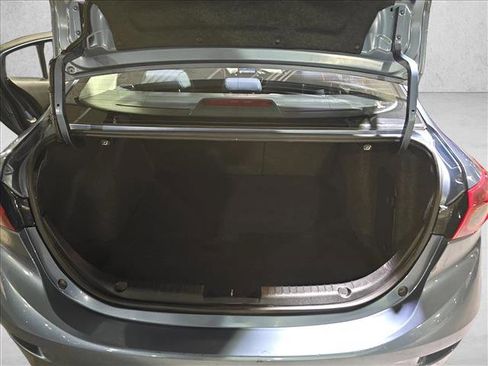 Used 2015 MAZDA MAZDA3 i Sport image 12