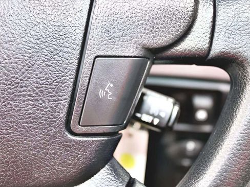 Used 2013 Toyota Tundra SR5 image 16