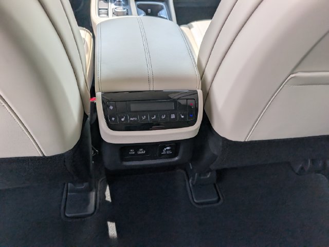 Used 2025 INFINITI QX60 Sensory AWD/4WD image 21