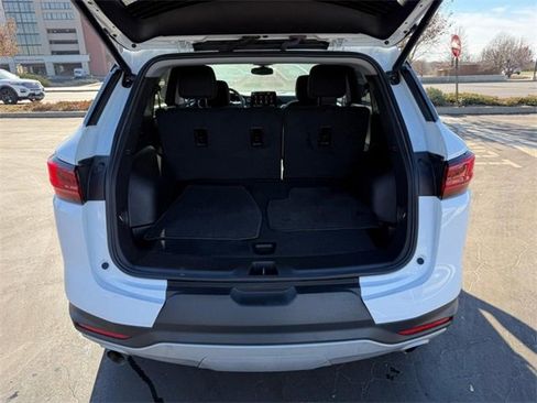 Used 2024 Chevrolet Blazer LT w/ Convenience Package image 5