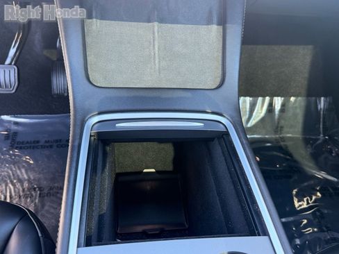 Used 2024 Tesla Model Y Long Range image 23