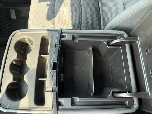 Used 2018 Chevrolet Silverado 1500 LT w/ All Star Edition AWD/4WD image 29