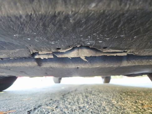 Used 2019 Toyota C-HR LE image 37