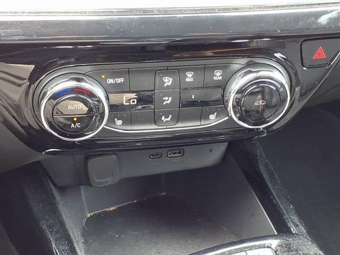 Used 2024 Chevrolet Trax ACTIV FWD image 26