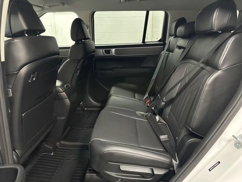 Used 2025 Hyundai Santa Fe SEL FWD image 21