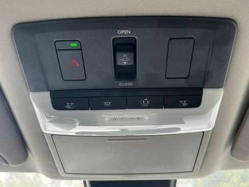 New 2025 Nissan Altima 2.5 SL image 34