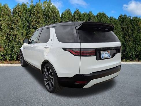 Certified 2024 Land Rover Discovery Dynamic SE image 6