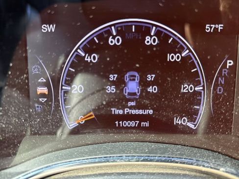 Used 2017 Jeep Grand Cherokee Limited w/ Trailer Tow Group IV image 12