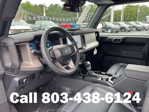 New 2025 Ford Bronco Outer Banks AWD/4WD image 6
