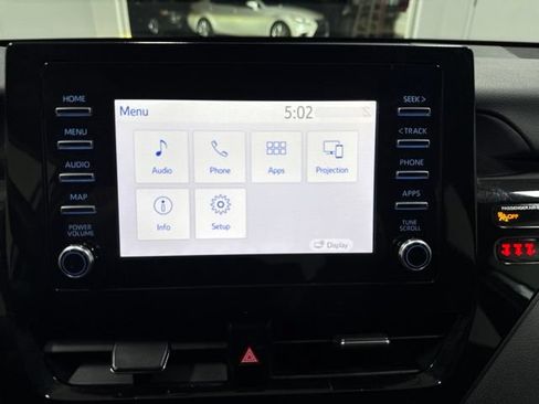Used 2024 Toyota Camry SE FWD image 19