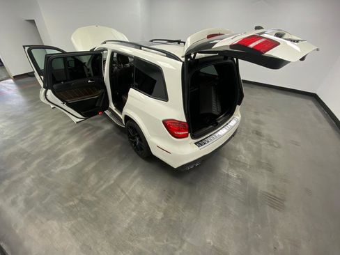 Used 2019 Mercedes-Benz GLS 63 AMG AMG GLS 63 4MATIC SUV w/ AMG Night Styling Package image 53