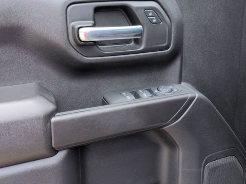 Used 2024 Chevrolet Silverado 1500 Custom RWD image 9