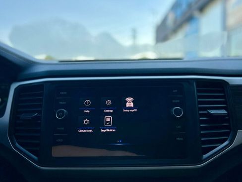 Used 2021 Volkswagen Atlas SE w/ Panoramic Sunroof Package FWD image 23