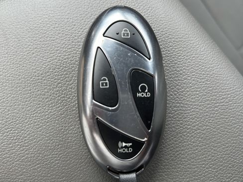Certified 2025 Hyundai Elantra SEL FWD image 24