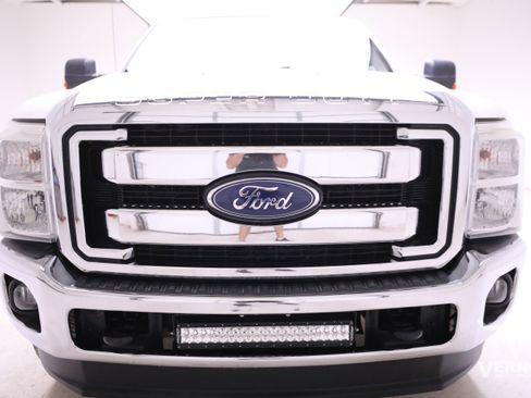 Used 2015 Ford F250 Lariat w/ Lariat Ultimate Package image 8