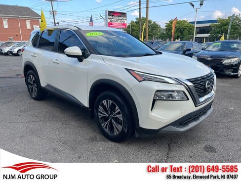 Used 2023 Nissan Rogue SV AWD/4WD image 1