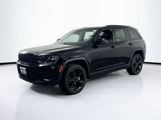 Used 2023 Jeep Grand Cherokee Altitude AWD/4WD video 1