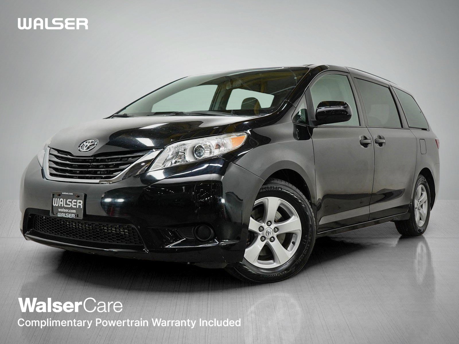 Used 2017 Toyota Sienna LE FWD image 1
