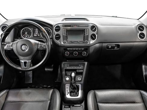 Used 2017 Volkswagen Tiguan Wolfsburg Edition AWD/4WD image 13